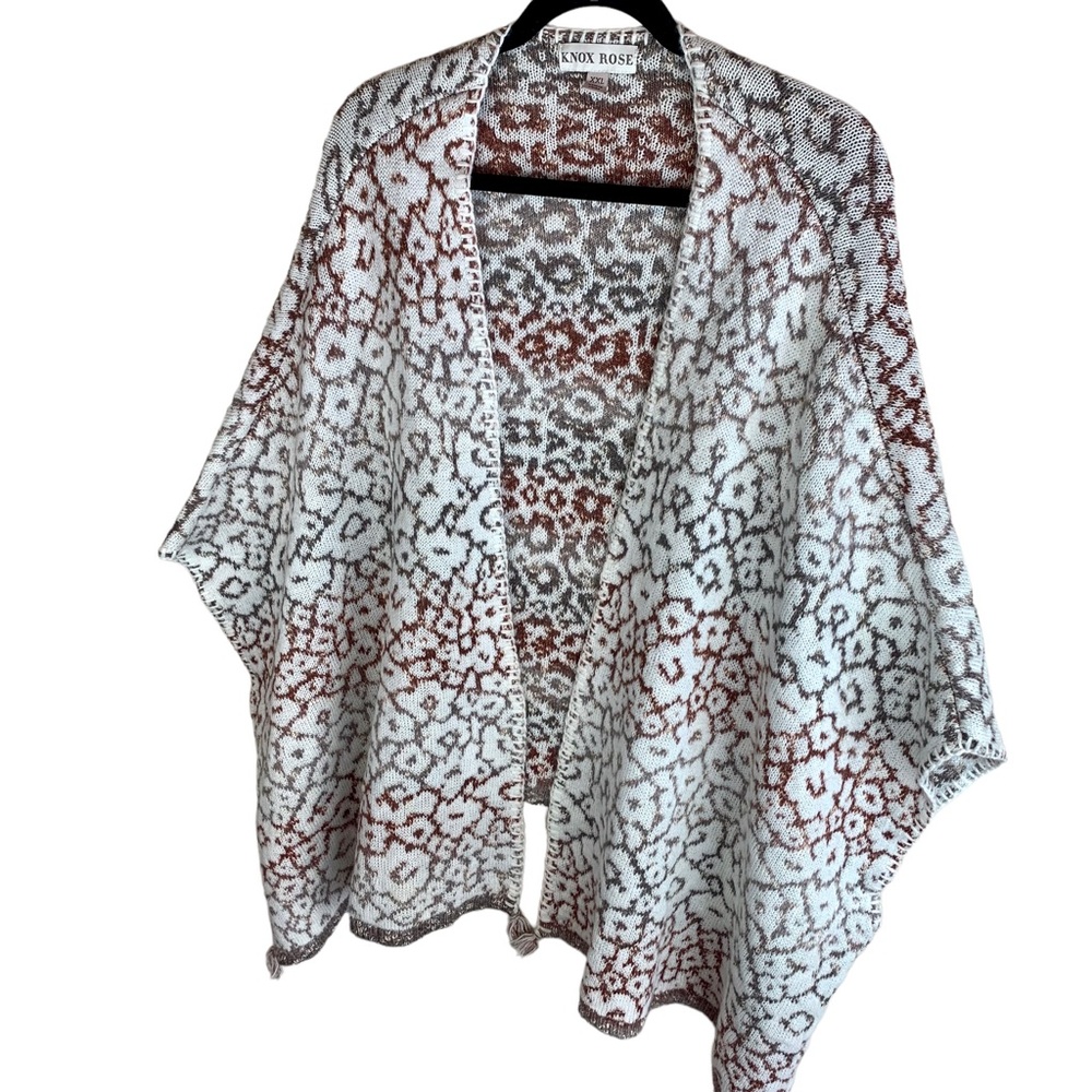 Knox Rose Poncho Cape Cardigan Sweater Tassel Boho Neutral Floral 2XL - Picture 2 of 15